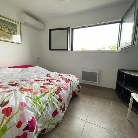 Сasa de vacaciones Maison familiale avec piscine à Juvignac, 90 m², 6 pers. Juvignac