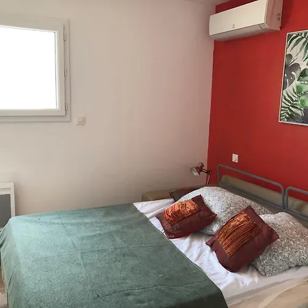 Maison familiale avec piscine à Juvignac, 90 m², 6 pers.